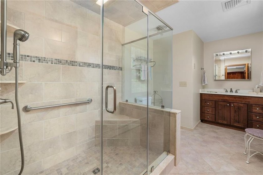WELCOME TO RIVERFRONT ESTATES! LOCATED A SHORT DISTANCE FROM - photo 34
