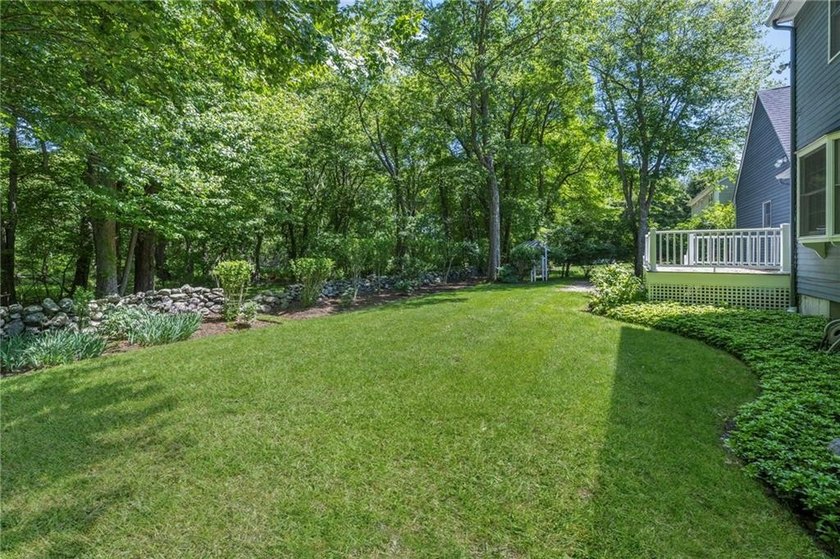 WELCOME TO RIVERFRONT ESTATES! LOCATED A SHORT DISTANCE FROM - photo 46