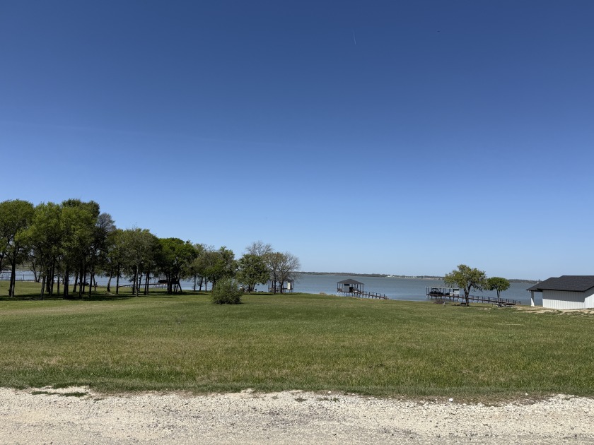 Dream Waterfront Homesite on Richland Chambers Lake! - photo 32