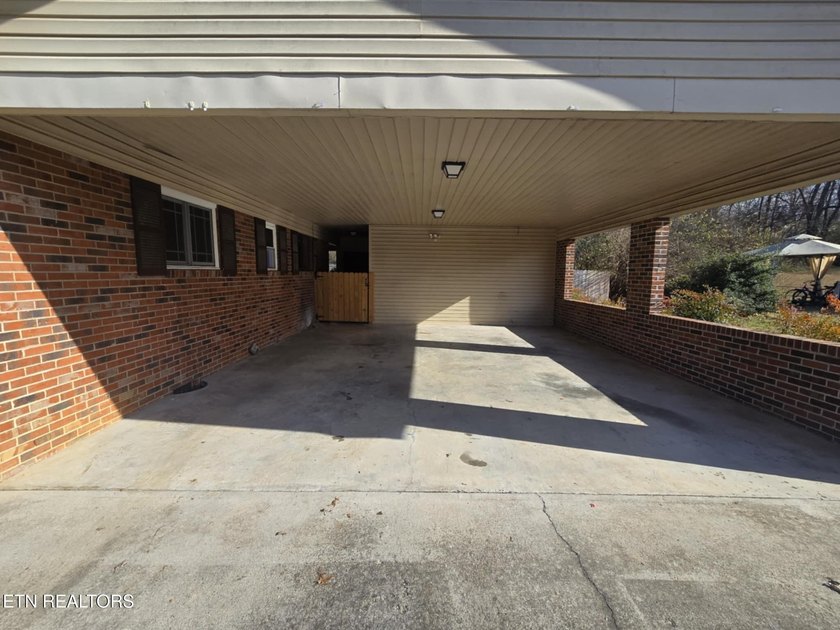 Explore this stunning 2338 sq. ft. limited handicap accessible - photo 4