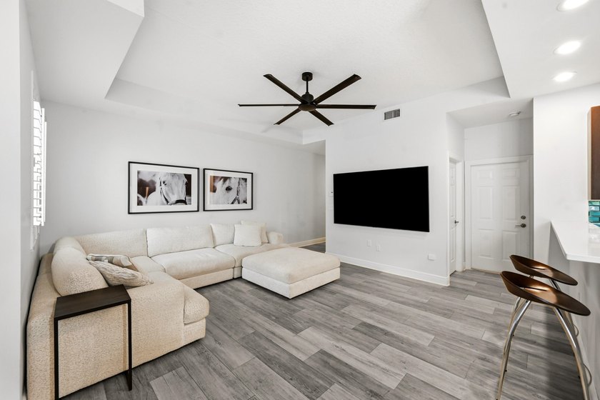 Nestled in the vibrant heart of Lake Worth Beach, this spacious - photo 8