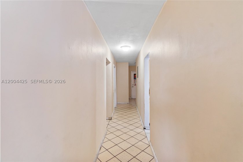 Unlock the potential of this hidden gem located in a quiet - photo 20