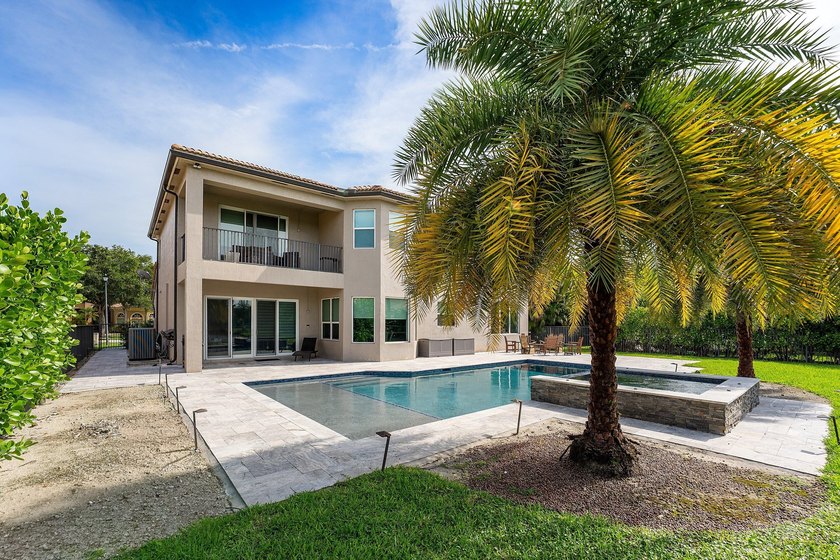 Experience the best of South Florida living in this exceptional - photo 9