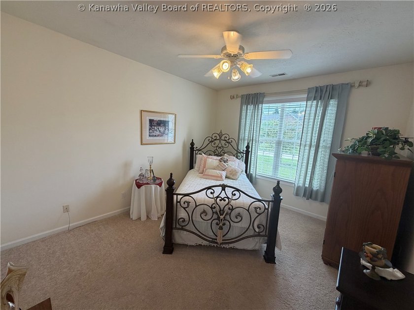 MAINTENANCE-FREE LIVING IN GATED COMMUNITY! THIS ONE-OWNER, ONE - photo 13
