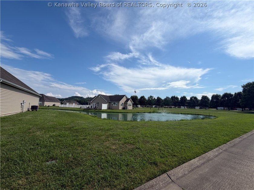 MAINTENANCE-FREE LIVING IN GATED COMMUNITY! THIS ONE-OWNER, ONE - photo 16