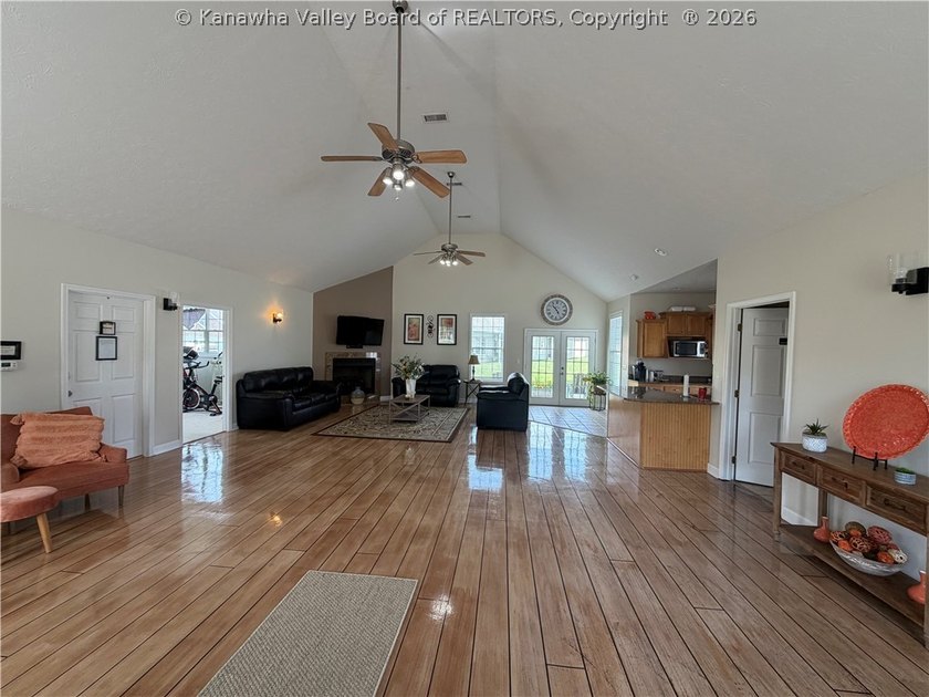 MAINTENANCE-FREE LIVING IN GATED COMMUNITY! THIS ONE-OWNER, ONE - photo 19