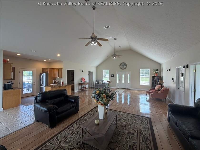 MAINTENANCE-FREE LIVING IN GATED COMMUNITY! THIS ONE-OWNER, ONE - photo 23