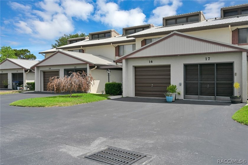 Enjoy a Florida carefree lifestyle here as your condo - photo 33