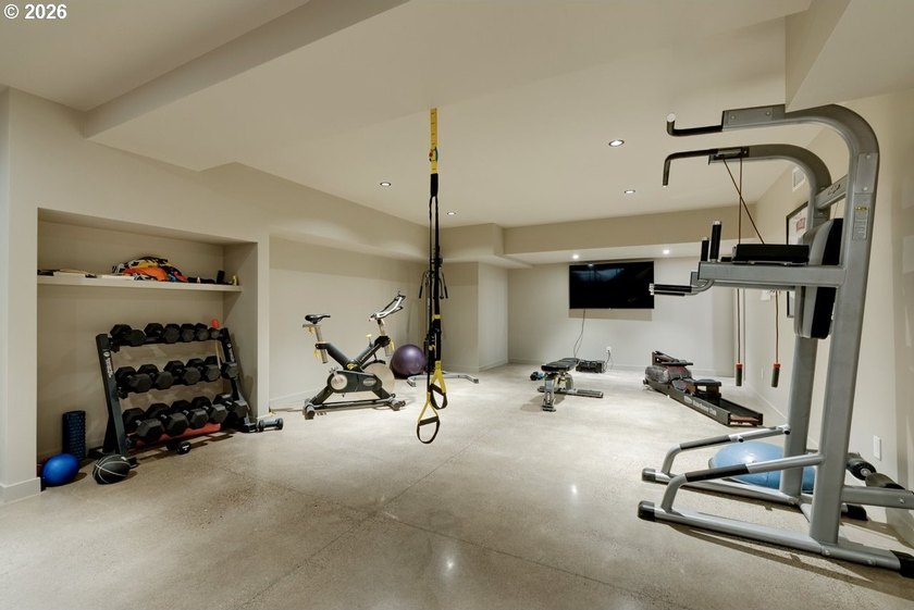 Spectacular modern masterpiece on 124.5 acres. This 2023-built - photo 34
