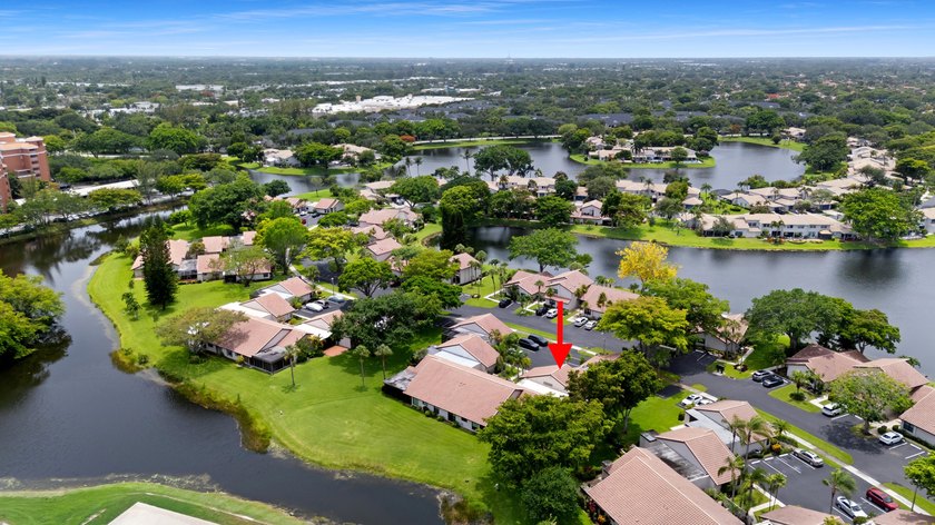 Charming 2-Bedroom, 2-Bath Villa in Desirable Deer Creek! - photo 6