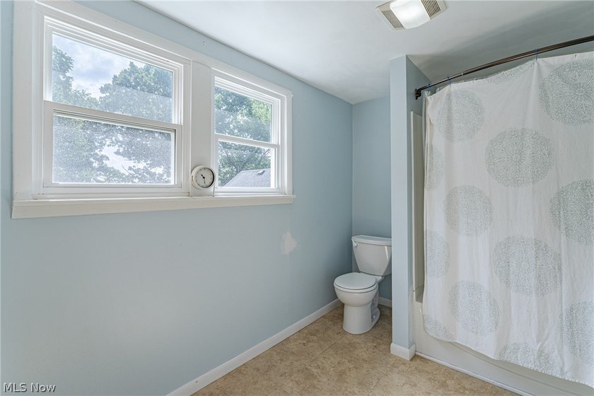 1539 Overlook Dr blends timeless character with everyday comfort - photo 14