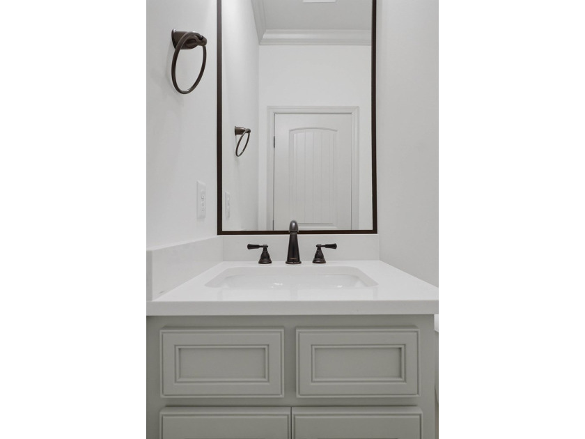 Experience elevated new construction in Pointers Ridge, South - photo 21