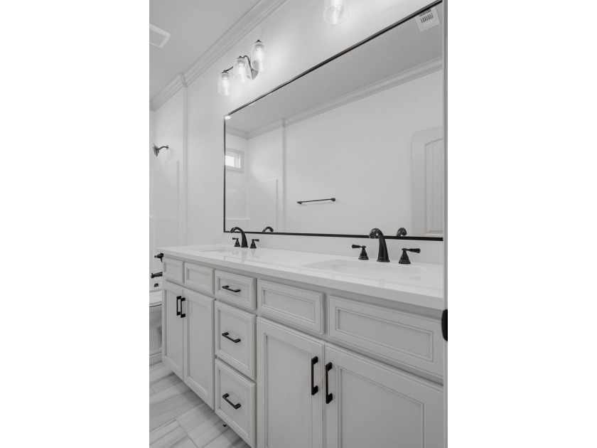 Experience elevated new construction in Pointers Ridge, South - photo 37