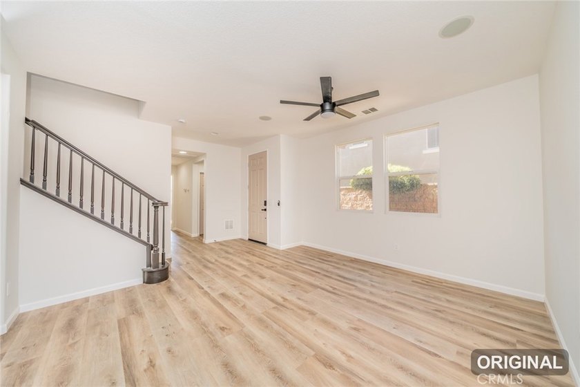 Welcome home! This beautiful two story home located in the city - photo 8