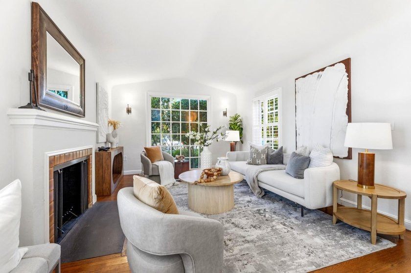 Nestled in Burlingame's highly desirable Easton Addition, this - photo 15