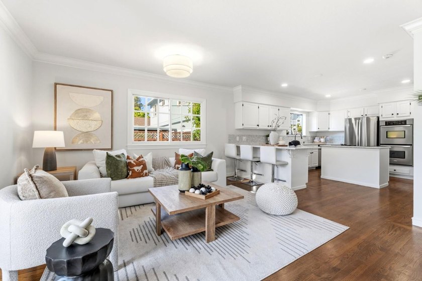 Nestled in Burlingame's highly desirable Easton Addition, this - photo 30