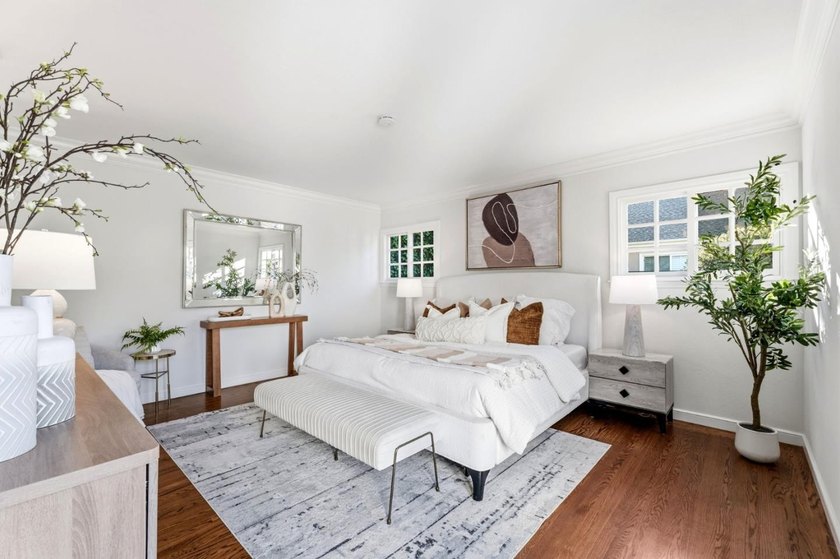 Nestled in Burlingame's highly desirable Easton Addition, this - photo 34