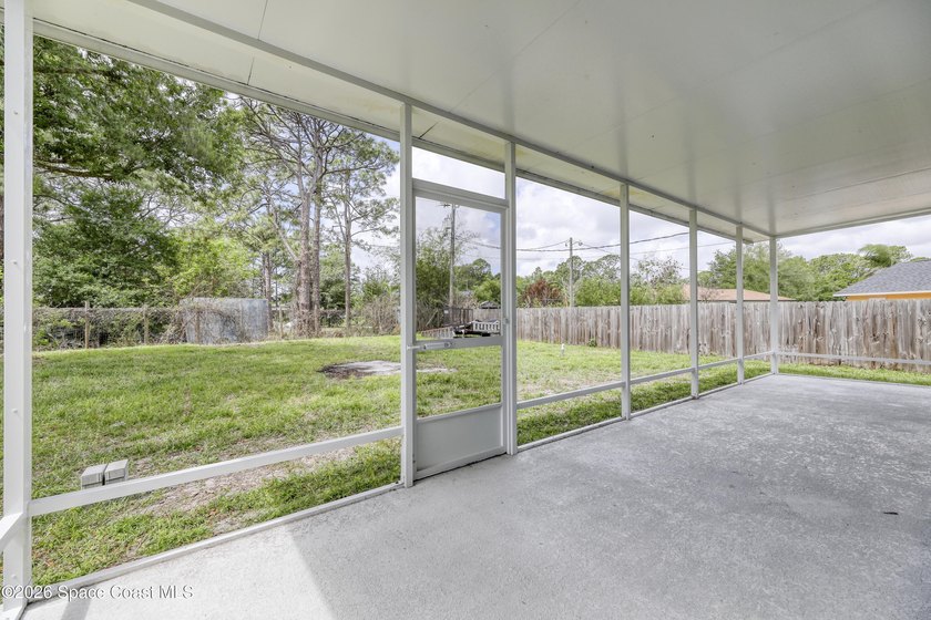 Amazing Investment opportunity calling! This beautiful home is - photo 35