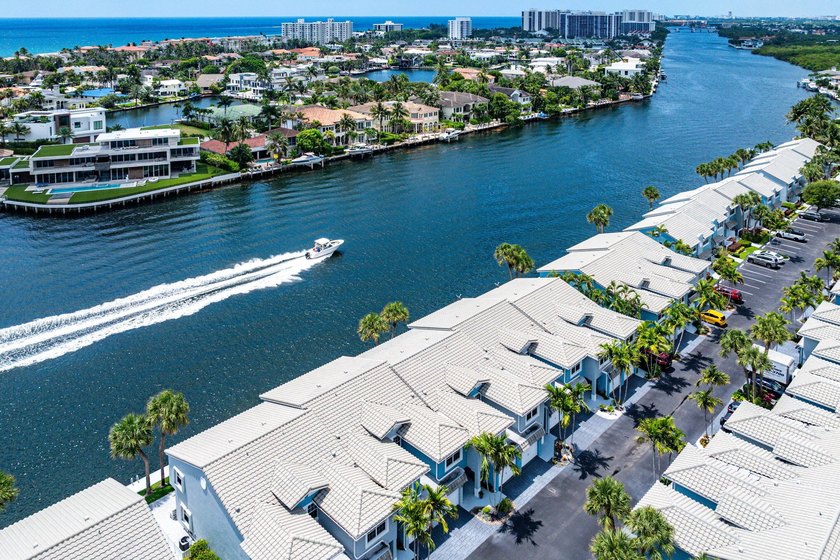 DIRECT MAIN INTRACOASTAL WATERWAY LIVING! Rarely available and - photo 7