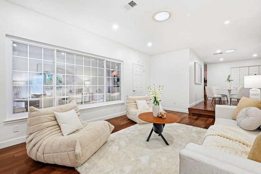 Total 1,694 SF of living area, including additional 260 SF bonus - photo 7