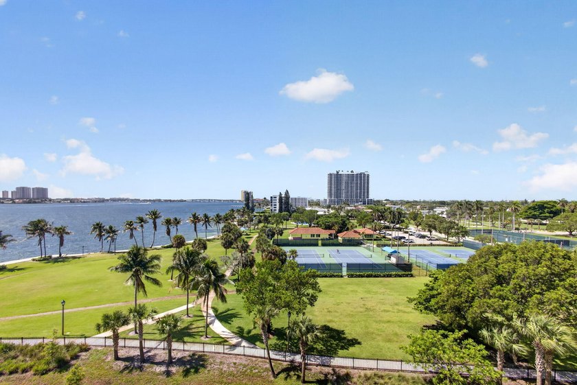 Enjoy breathtaking million-dollar Intracoastal and park views - photo 5