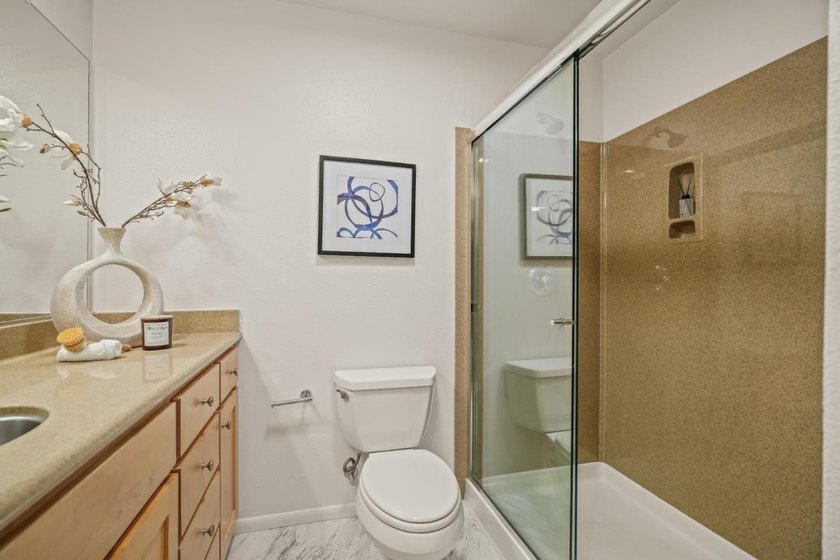 Welcome to 1202 66th St, a bright and modern end-unit tri-level - photo 24