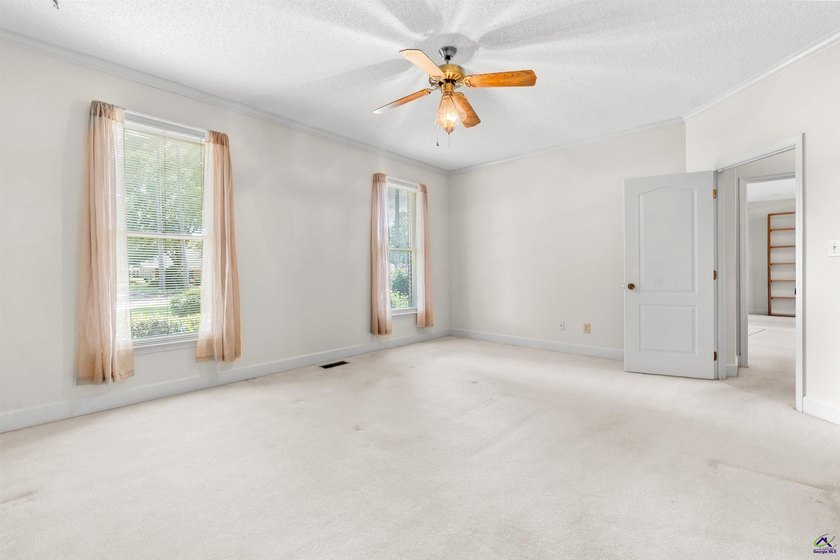 Welcome to this beautifully maintained brick home offering over - photo 36