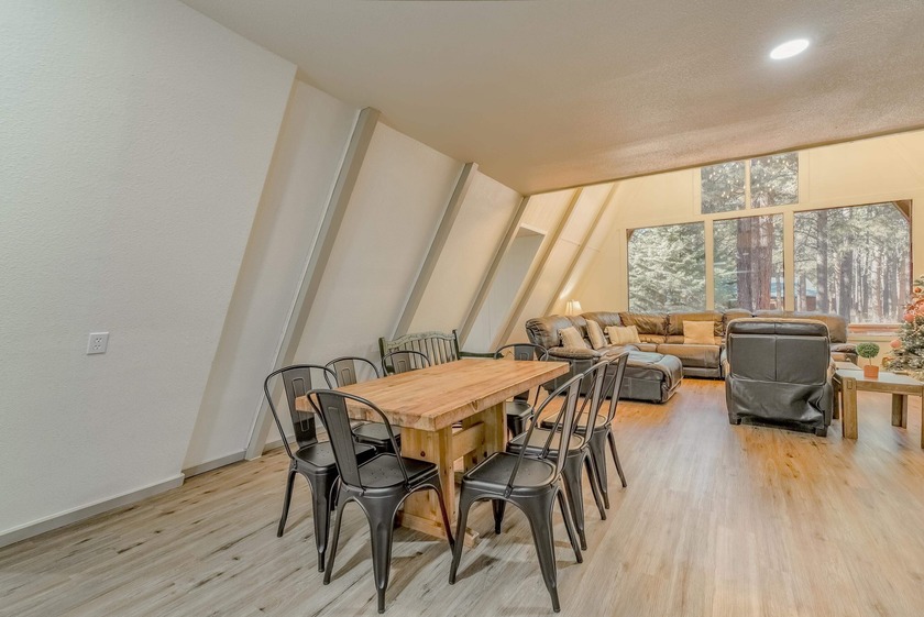 Welcome to 50 Knollwood Way, a quintessential A-frame chalet - photo 15