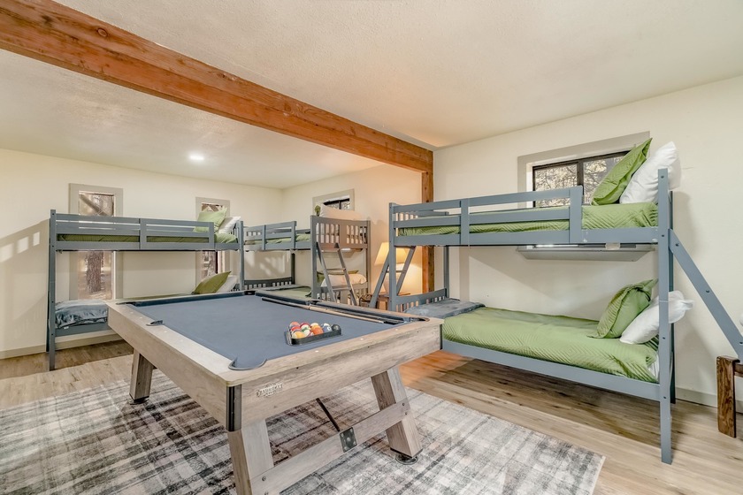 Welcome to 50 Knollwood Way, a quintessential A-frame chalet - photo 28