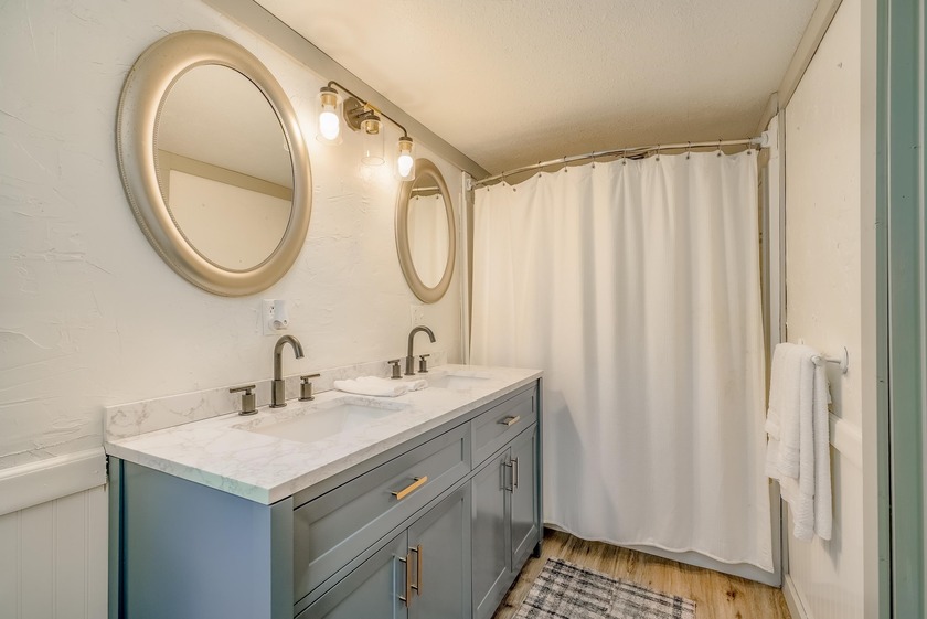 Welcome to 50 Knollwood Way, a quintessential A-frame chalet - photo 29