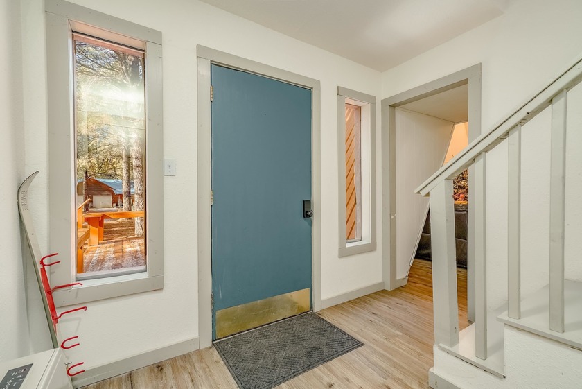 Welcome to 50 Knollwood Way, a quintessential A-frame chalet - photo 33