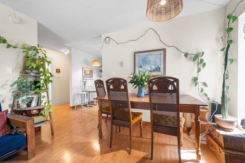 Welcome to Sunset West, a beautifully updated corner residence - photo 8