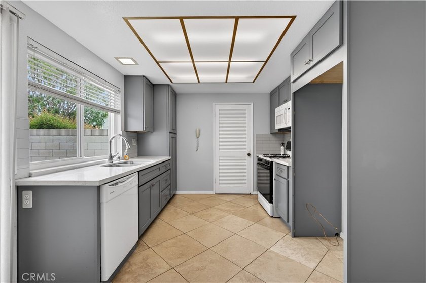 Welcome to 6178 Hefley Street #17, a beautifully maintained - photo 18