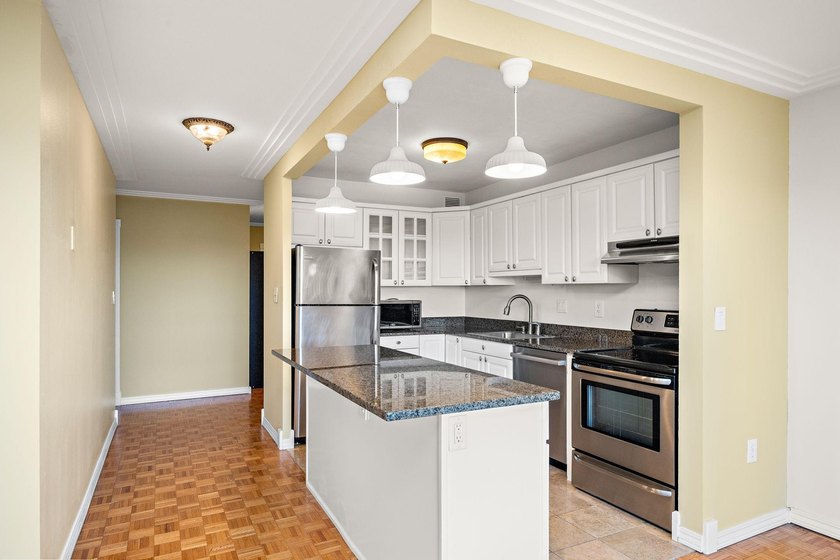 Highly sought after *09* corner unit features 2 bedrooms, 1 bath - photo 4