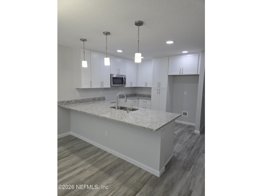 Adorable new 3-bedroom, 2 baths UNDER CONSTRUCTION; conveniently - photo 7