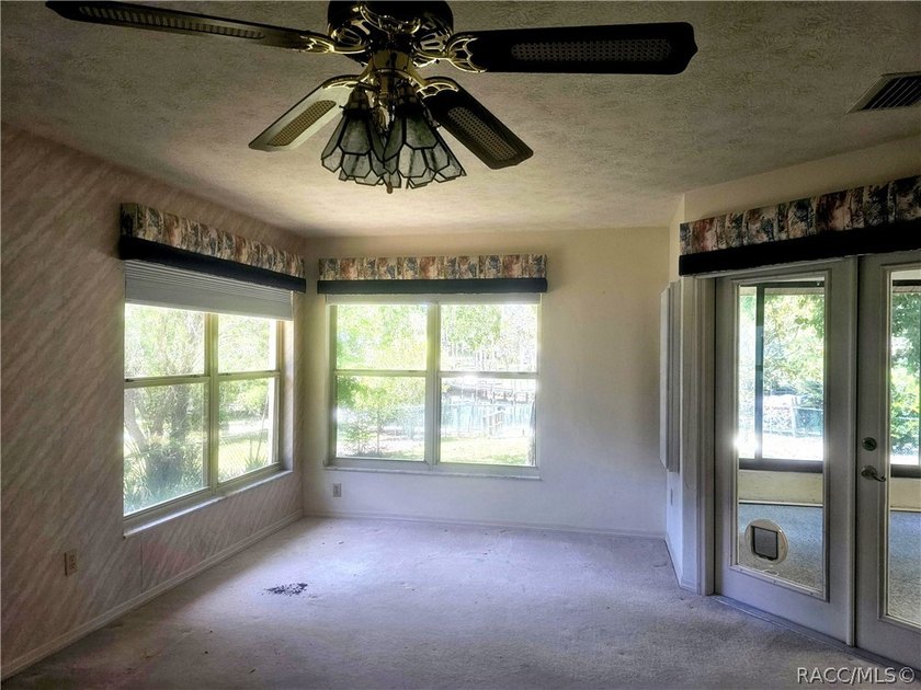 Are you seeking the best buy in the sought after waterfront - photo 11