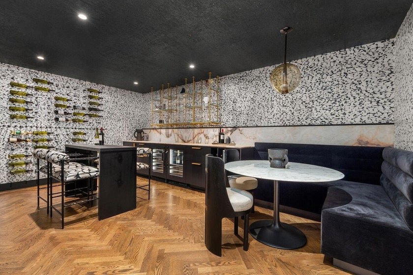 35-Foot-Wide Mansion - approximately 14,300 Interior SF + 3,500 - photo 19
