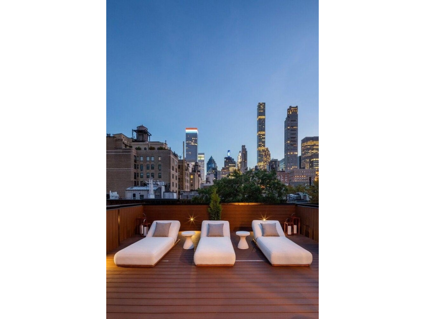 35-Foot-Wide Mansion - approximately 14,300 Interior SF + 3,500 - photo 25