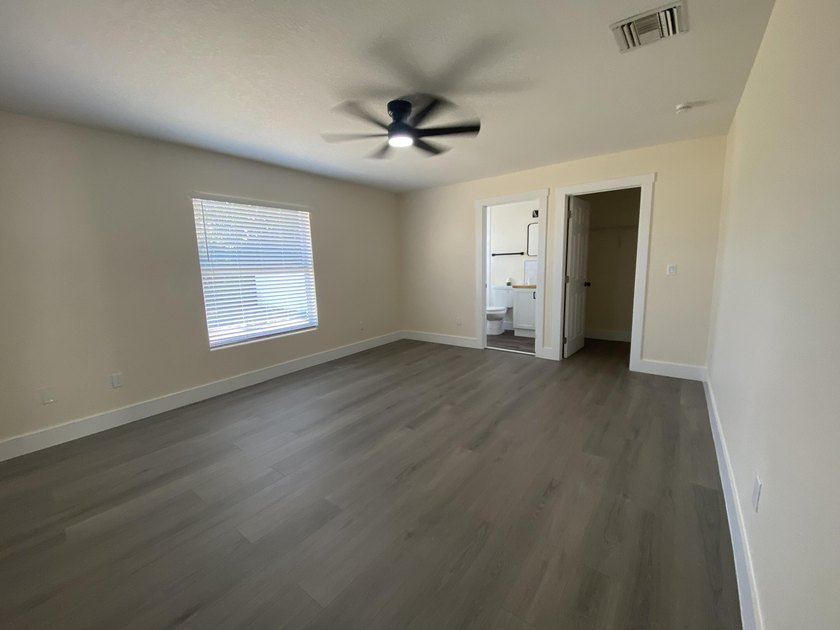 AVAILABLE FOR IMMEDIATE SALE - Updated 4-bedroom, 2-bath - photo 8