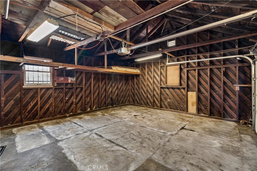 Welcome to this 1929 gem in North Wilmington area this property - photo 3