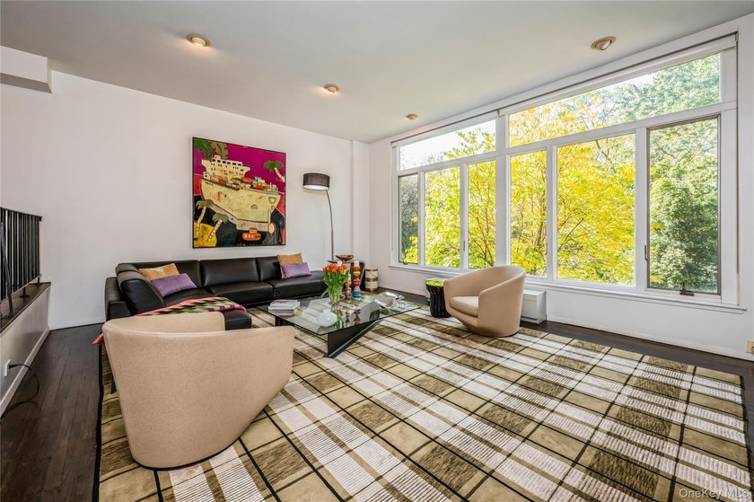 Private Riverfront Townhome with Luxury Condo Amenities - photo 13