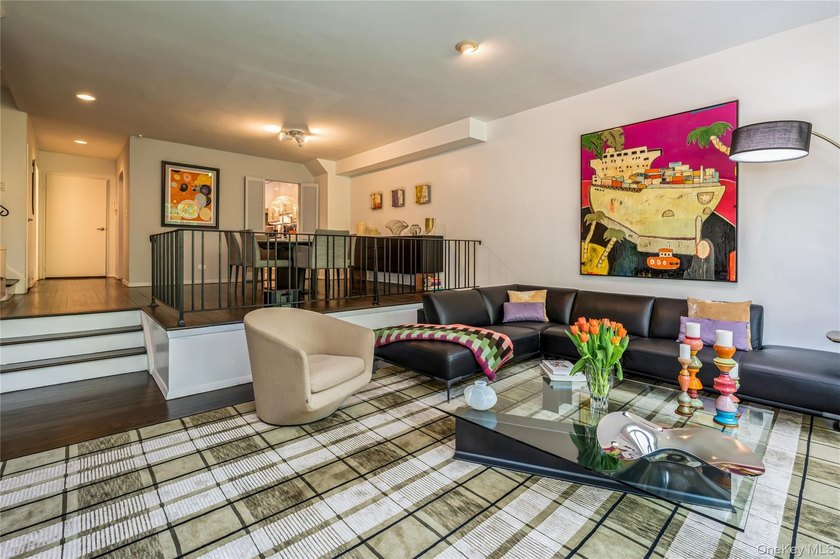 Private Riverfront Townhome with Luxury Condo Amenities - photo 14
