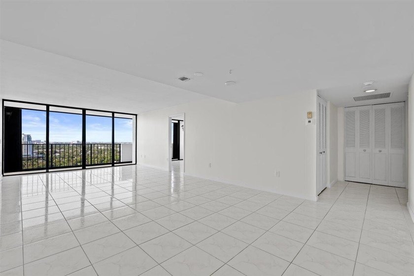 2 bedroom 2 bath condo with views of the Atlantic Ocean - photo 9