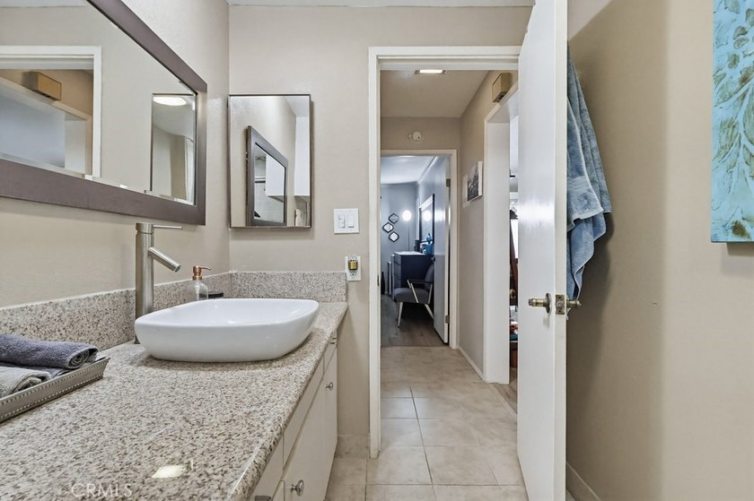 Discover comfortable urban living in this well-maintained - photo 37