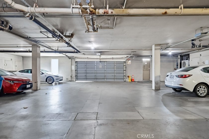Discover comfortable urban living in this well-maintained - photo 47