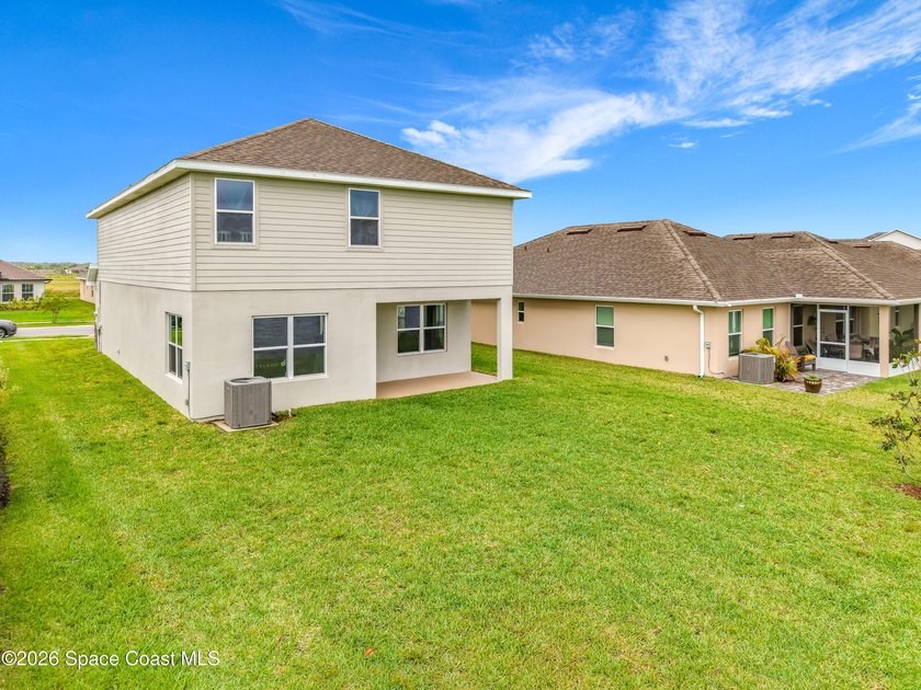 Beautiful basically New Home with great water views. High - photo 50