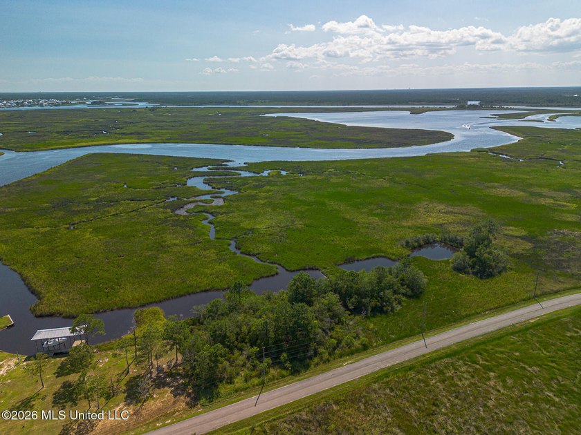 LOT # 102 - Discover one of the Mississippi Gulf Coast's premier - photo 13