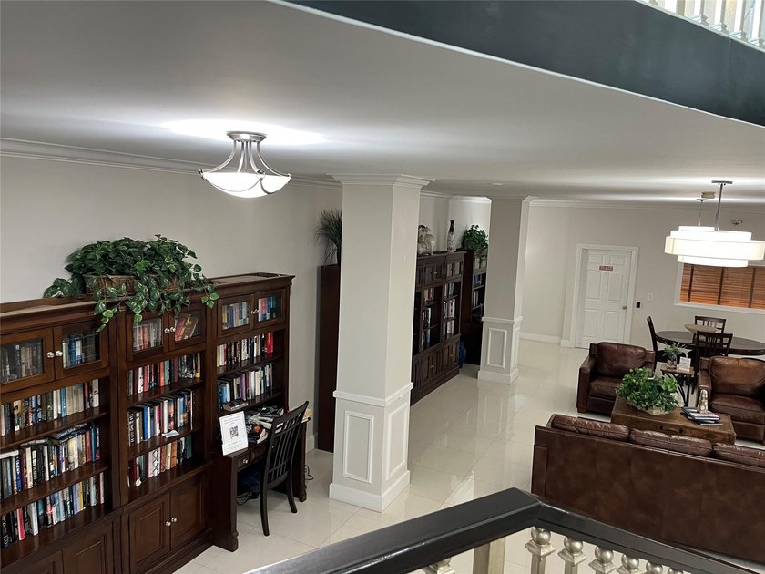 WELCOME HOME to beautiful. It's a 1 bedroom, that can show - photo 18
