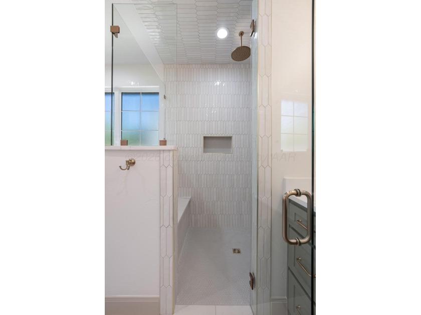 Welcome to this stunning new construction home featuring luxury - photo 36