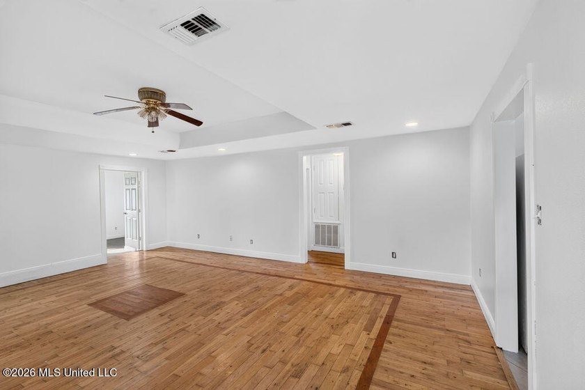 **Charming Bay Saint Louis Cottage - A Steal of a Deal!** - photo 18